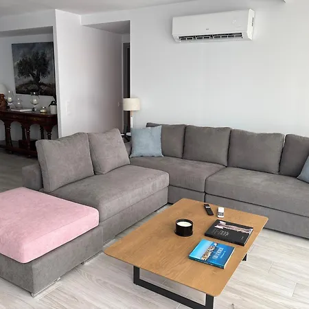 Ammoessa House