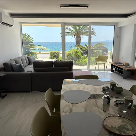 Ammoessa House דירה